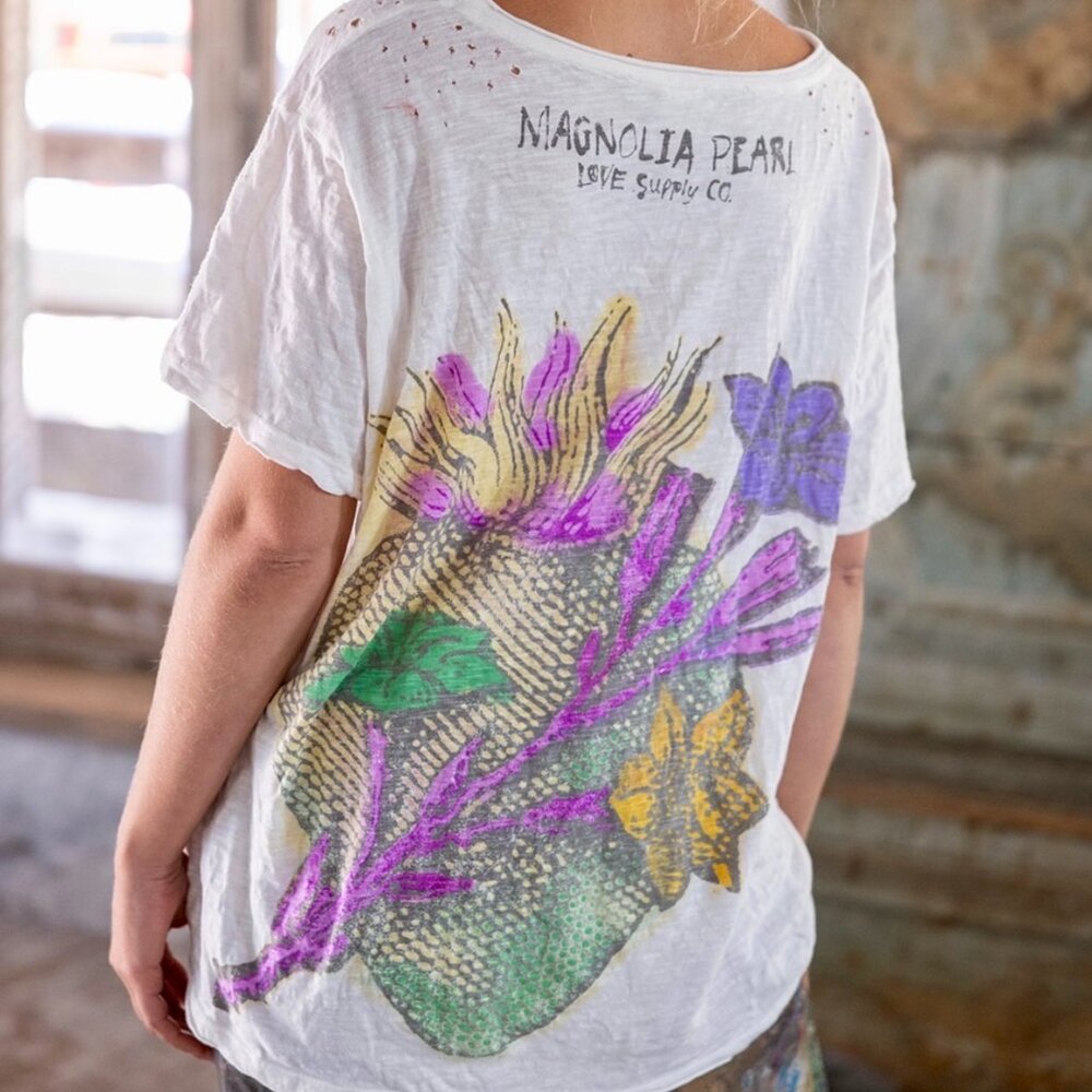 Magnolia Pearl St Augustine Tee - Picture 2 of 9